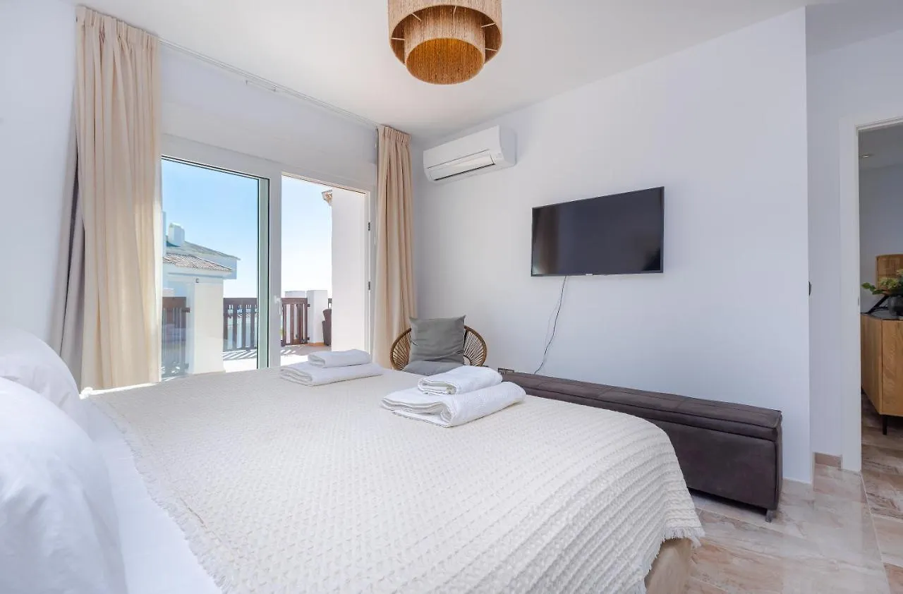 Heavenly Views From Frontline Penthouse Apartment Marbella