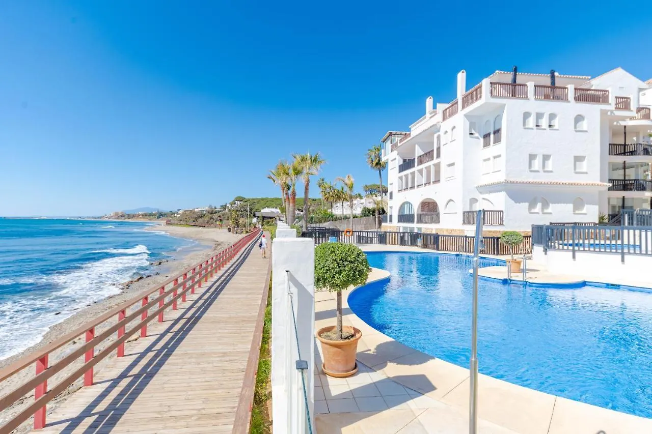 Heavenly Views From Frontline Penthouse Apartment Marbella