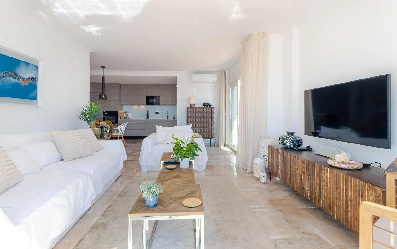 Heavenly Views From Frontline Penthouse Apartment Marbella