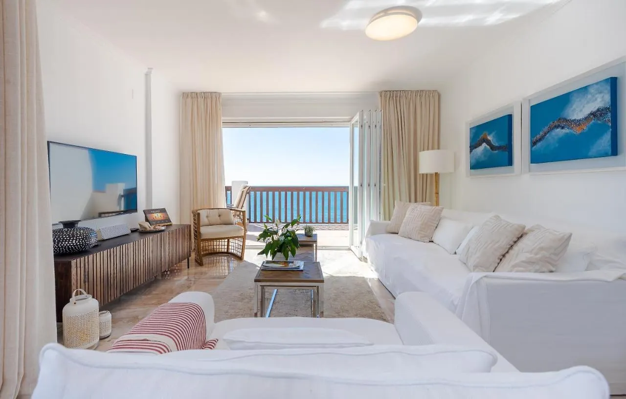 Heavenly Views From Frontline Penthouse Apartment Marbella